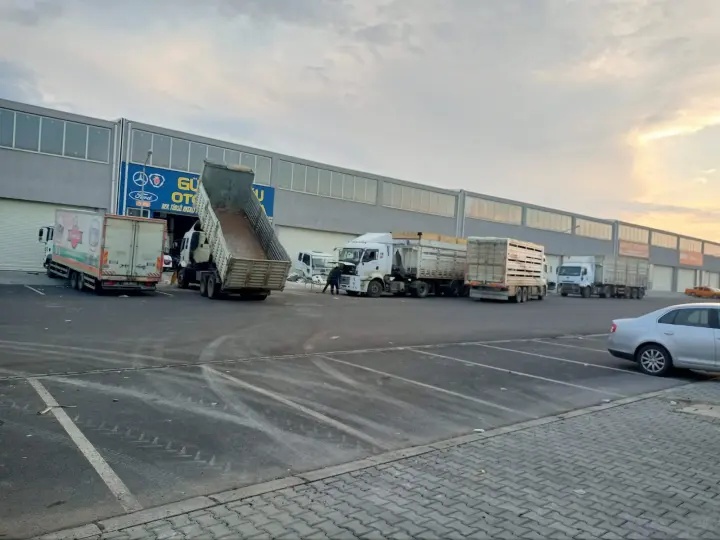 Güneydoğu Kamyon Kaporta Ve Boya