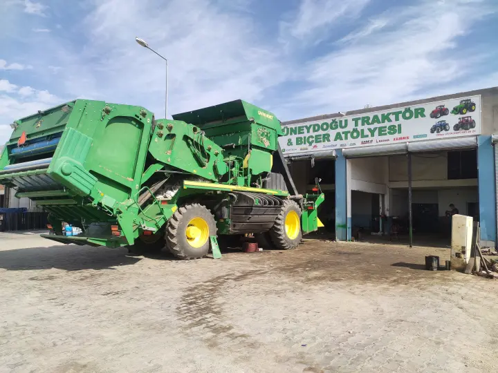 Güneydoğu traktör ve biçer döver bakım atölyesi