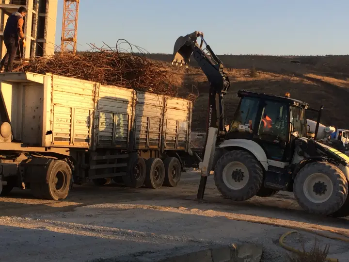 GÜRBÜZ METAL GERİ DÖNÜŞÜM/BAKIR KABLO-HURDA-ALÜMİNYUM-PASLANMAZ-BAKIR-SARI PRİNÇ-2.EL MALZEME