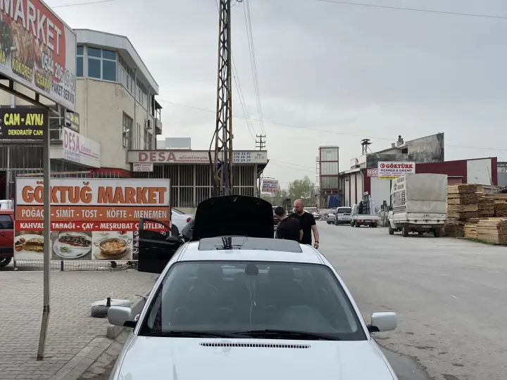 Güzel kardeşler oto tamir