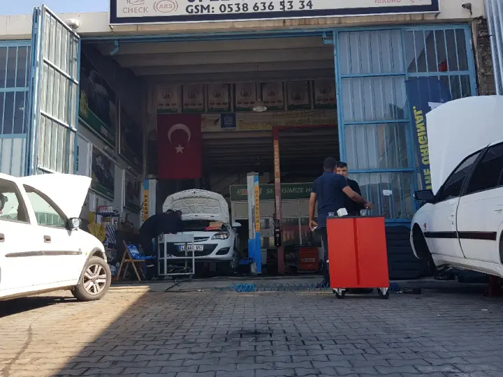 HAKANCAN ÖZEL OPEL SERVISI-- KFZ(CAN) VW Mercedes Bmw bakım hızmetı ve yedek parça