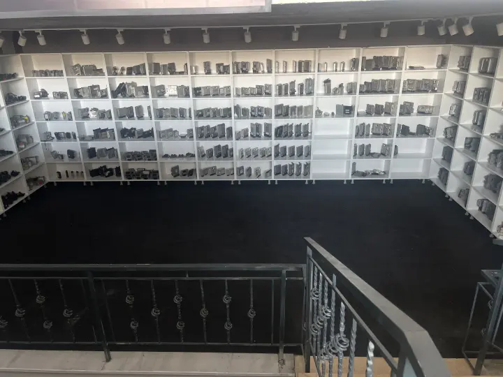 Halisdemir Elektronik Çıkma Yedek Parça (Beyin Dünyası)