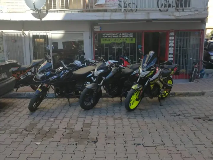 Han Moto Garage