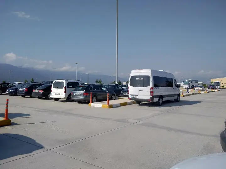 Havalimanı Otoparkı