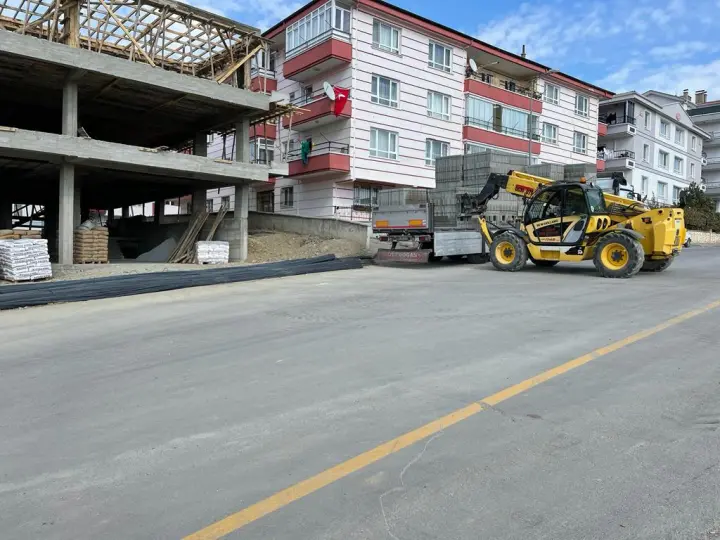 HEFA MAKİNA KİRALIK MANİTOU TELEHANDLER TELESKOPİK YÜKLEYİCİ FOKLİFT VİNÇ