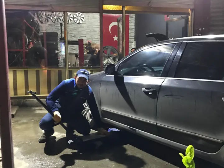 Hendek Lastikçi Yol Yardım