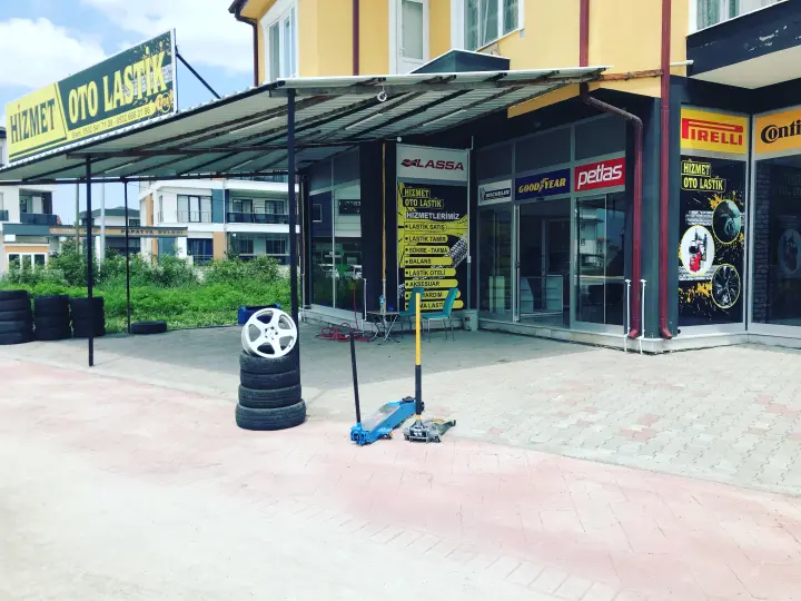 Hizmet Oto Lastik