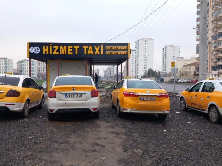 Hizmet Taksi Durağı