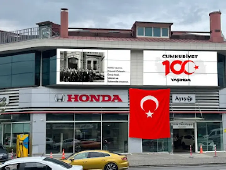 Honda Plaza Ayışığı