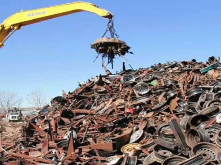 Hurdacı demir Bakır kablo her nevi hurda alınır NAKLİYE YAPILIR