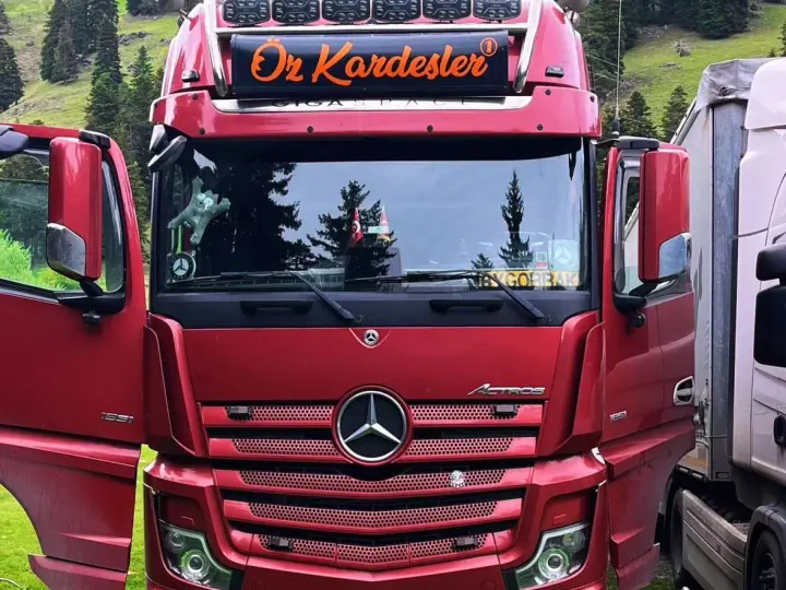 HÜSEYİN ÖZÇAKIR NAK. OTO. YEDEK PARÇA SAN.