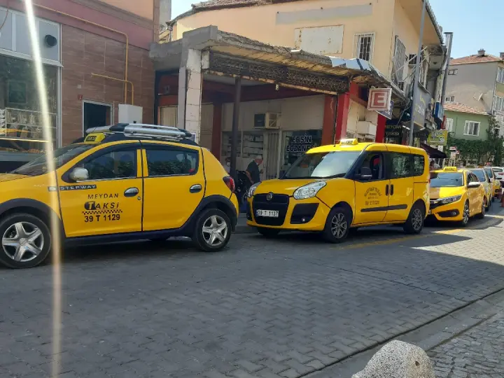Huzur Taksi
