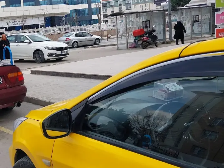 HUZUR TAKSI ÇERKEZKÖY güvenli adliye taksi