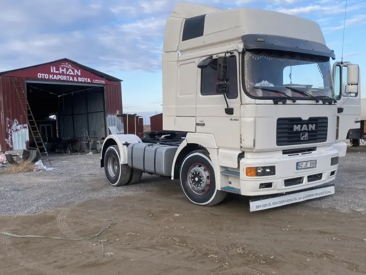İLHAN OTO BOYA KAPORTA SERVİSİ