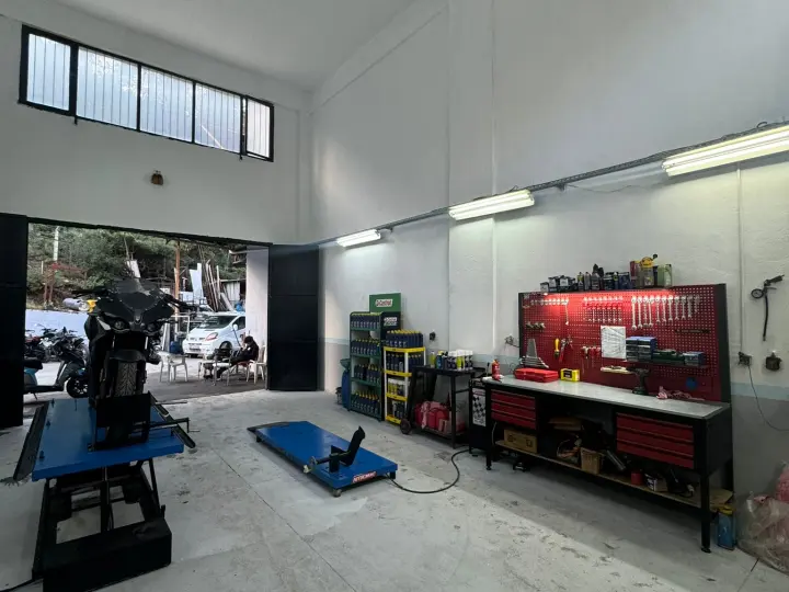 İlker Motors 2 Bajaj Kanuni Yetkili Servis