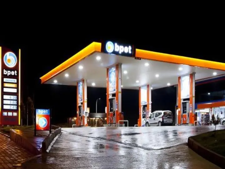 İlya Petrol, Akaryakıt İstasyonu - Refik ALTUĞ