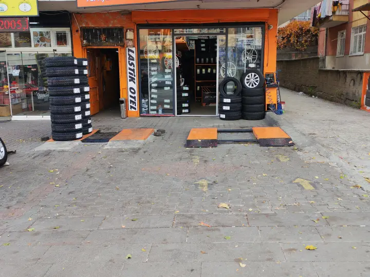 İlyas Oto Lastik
