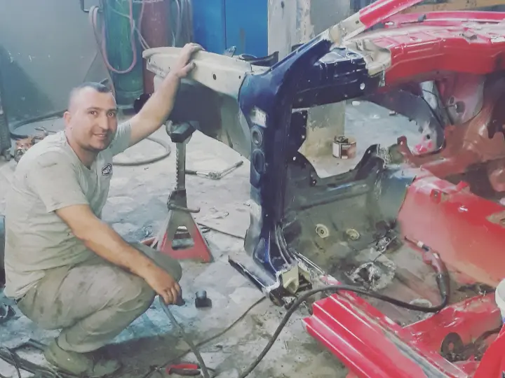 İnanç Otomotiv Oto Kaporta Boya servisi