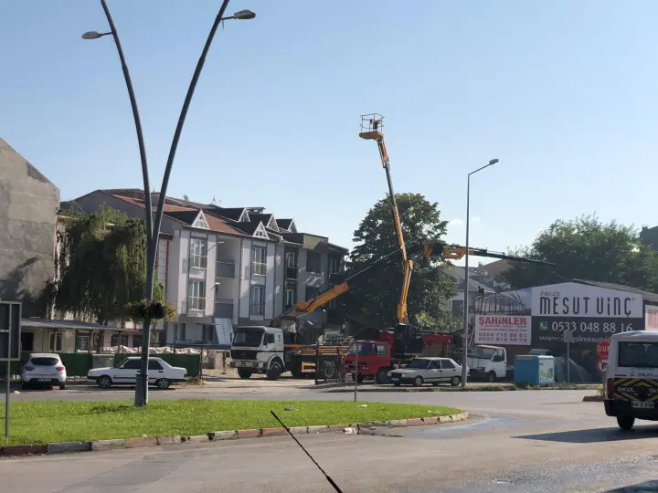 İnegöl Mesut Vinç / Vinç Kiralama