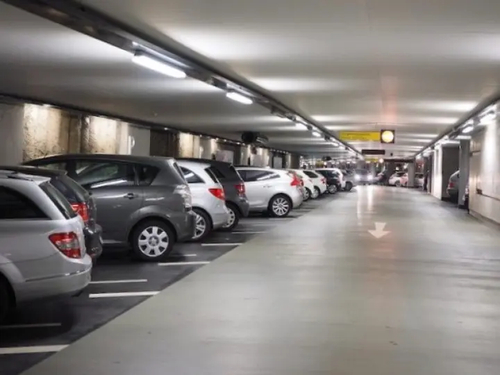 İSPARK Cevizli Açık Otoparkı