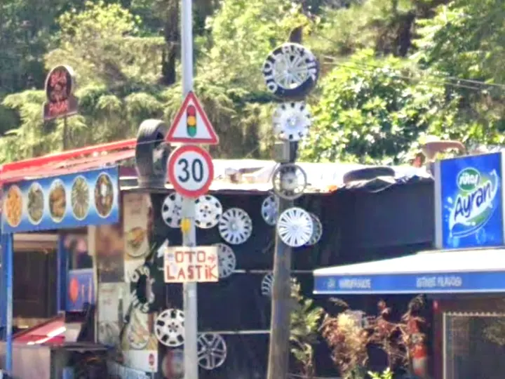 İSTİNYE OTO LASTİK