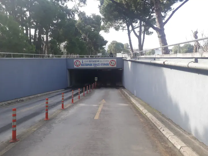İZMİR BÜYÜKŞEHİR BELEDİYESİ İZELMAN A.Ş. Kültürpark Yeraltı Otoparkı