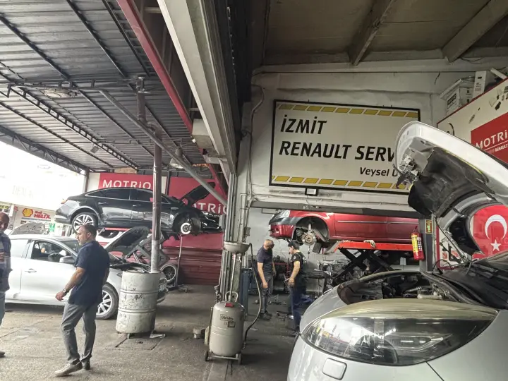 İZMİT ÖZEL RENAULT SERVİS