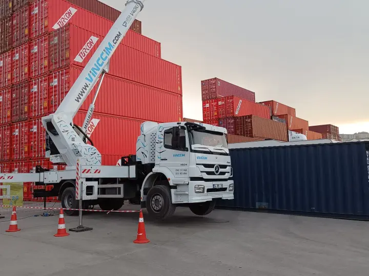 Jumbo Platform 7/24 Kırmalı platform kiralama