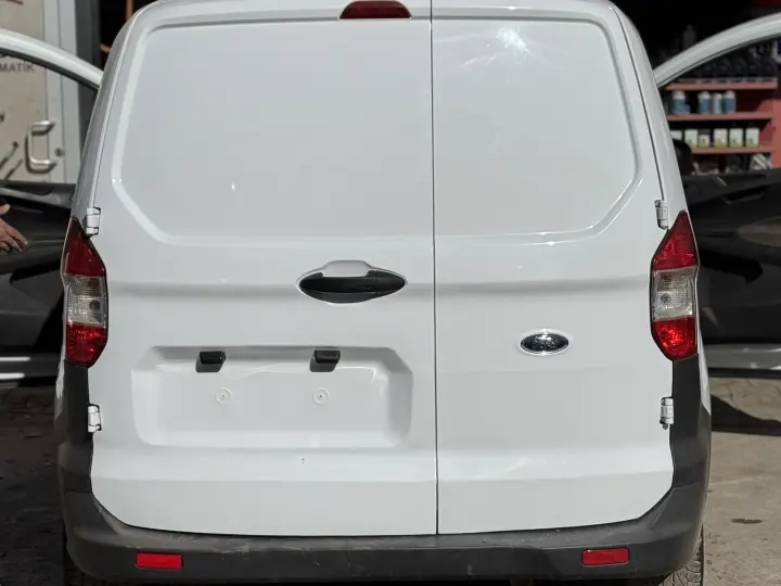 KAPUSUZ OTOMOTİV
