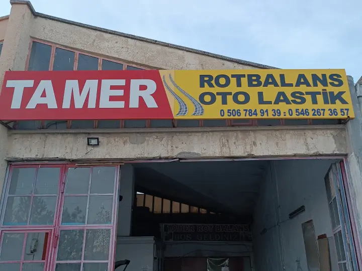 Karatekin Rot