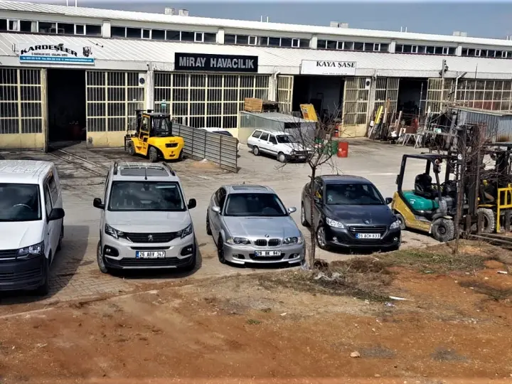 Kardeşler İş Makinaları | Eskişehir Forklift Bakımı