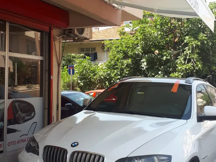 Kardeşler Oto Cam Servisi