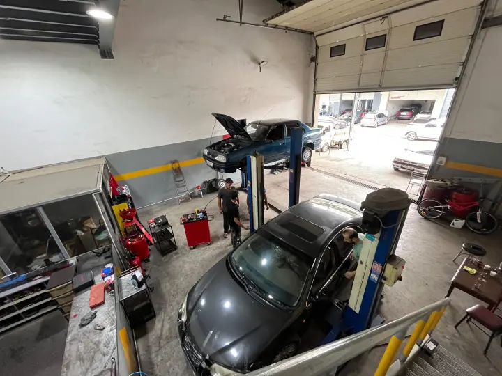 KARDEŞLER OTO FORD