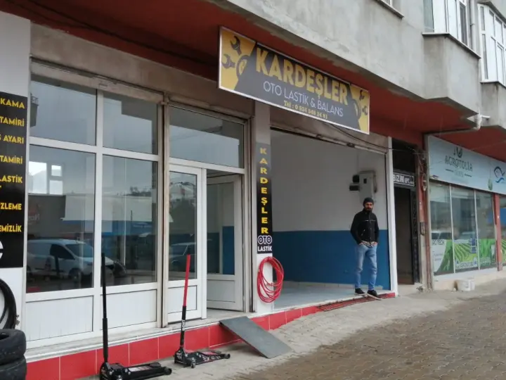 Kardeşler oto lastik