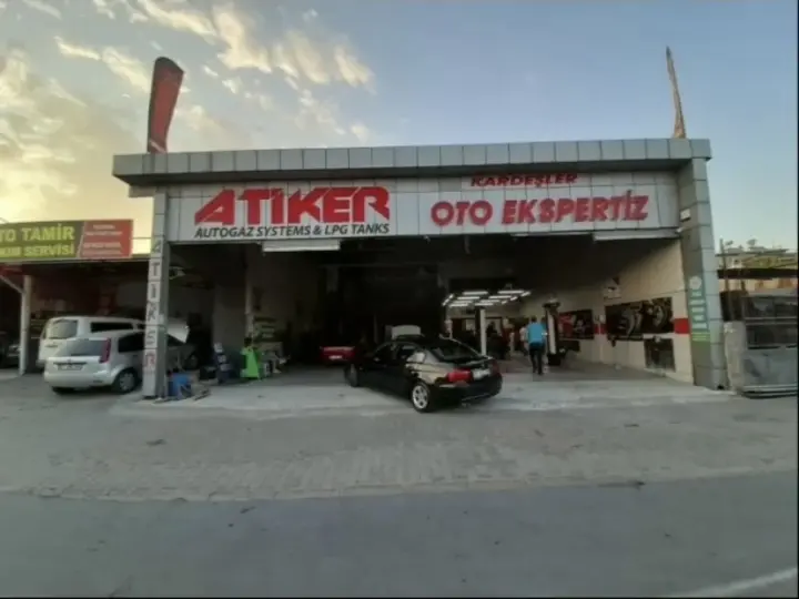 Kardeşler Otogaz Bakim & Oto Tami̇r Servi̇si̇
