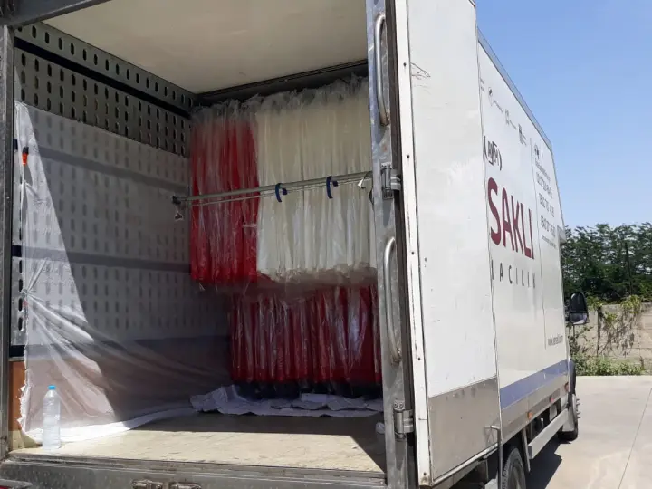 Karsaklı Taşımacılık Askılı Tekstil Taşımacılığı