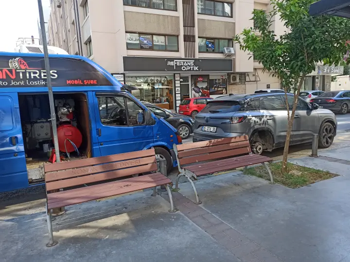 Karşıyaka Lastikçi Mobil Servis