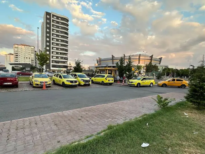 Kayseri Fuar Taksi Zümrüt 7/24