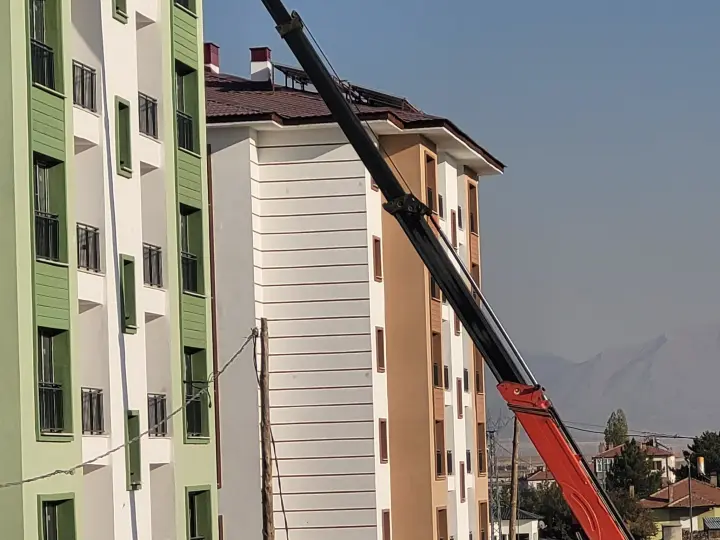 Kayseri manitou DURMUŞOĞULLARI MANITOU INSAAT FORKLIFT KEPÇE LOVBET HIZMETI