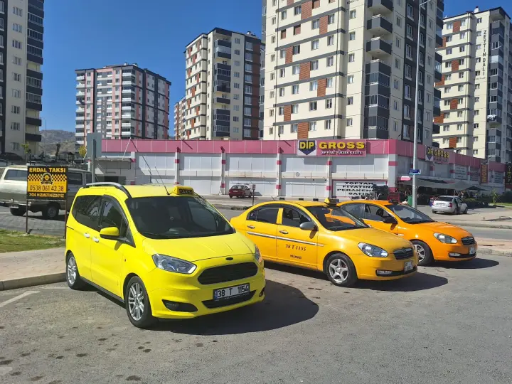 Kazım Karabekir Erdal Taksi Durağı