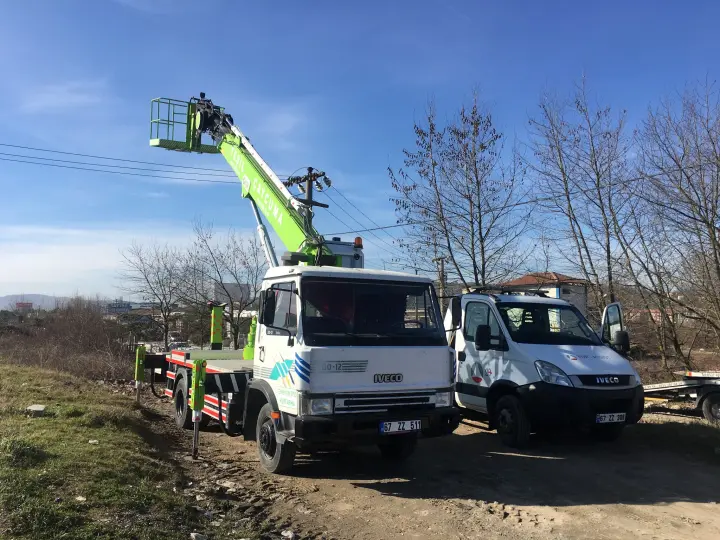 Keleşler Oto Kurtarıcı ve Ağır Hizmet Vinç Kiralama Servisi