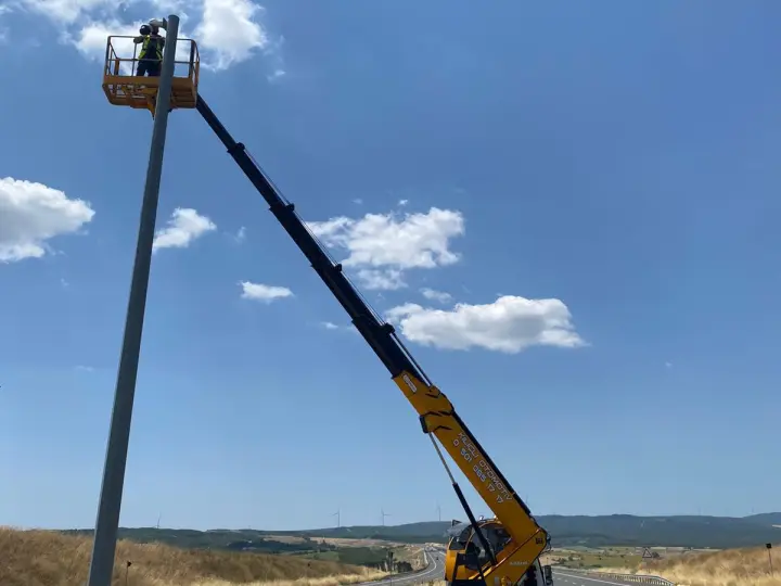 Kılıçlı Sepetli Vinç Platform