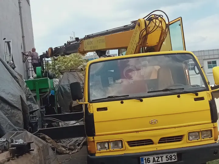 Kılınç vinç platform