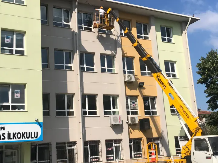 Kiralık Vinç Ataşehir | Sepetli Vinç Kiralama Platformu