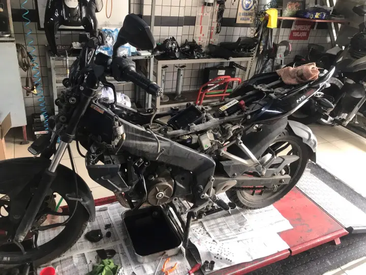 KOÇAÇOĞLU MOTOR Bajaj-Honda-yamaha-tvs-arora-mondial-kuba-rks-sym-motolüx-cf moto motorsiklet tamiri bakım onarım yedek parça