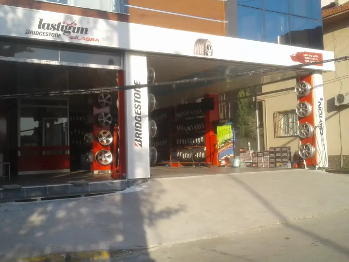 Kral Oto Lastik