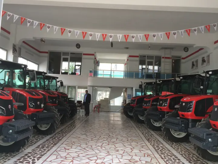 Kubota Traktör- Mustafa Halıcıoğlu Ltd.Şti.