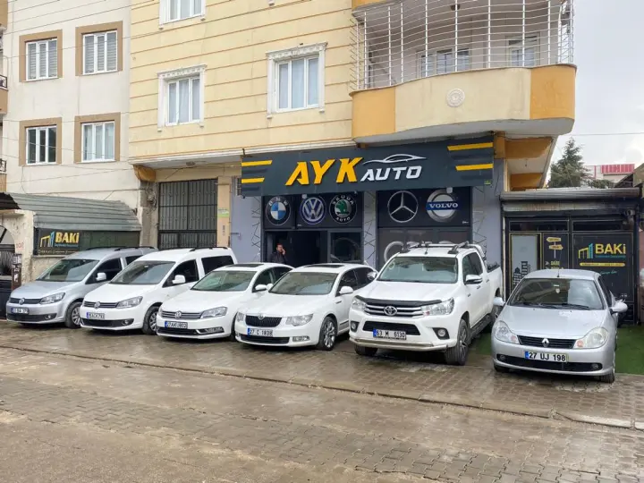 KÜÇÜK AUTO
