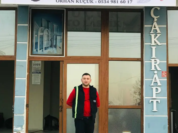 Küçük Oto Lastik