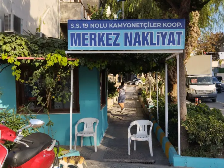 KUŞADASI TEKNE VE YAT TAŞIMACILIĞI